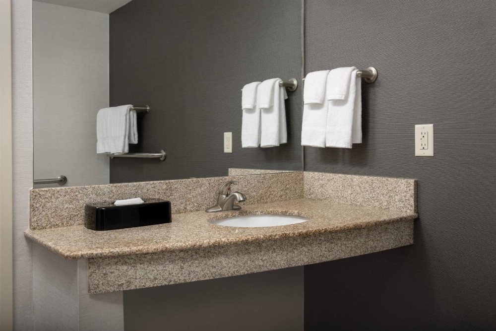 Courtyard by Marriott Little Rock North Main image